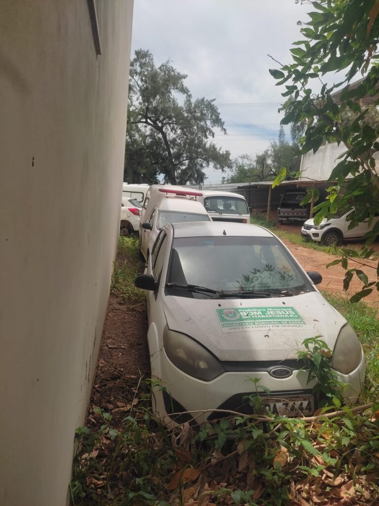 04-768x1024 "R$ 1 milhão em manutenção, mas parece que os carros estão em modo de ‘descanso eterno’!"