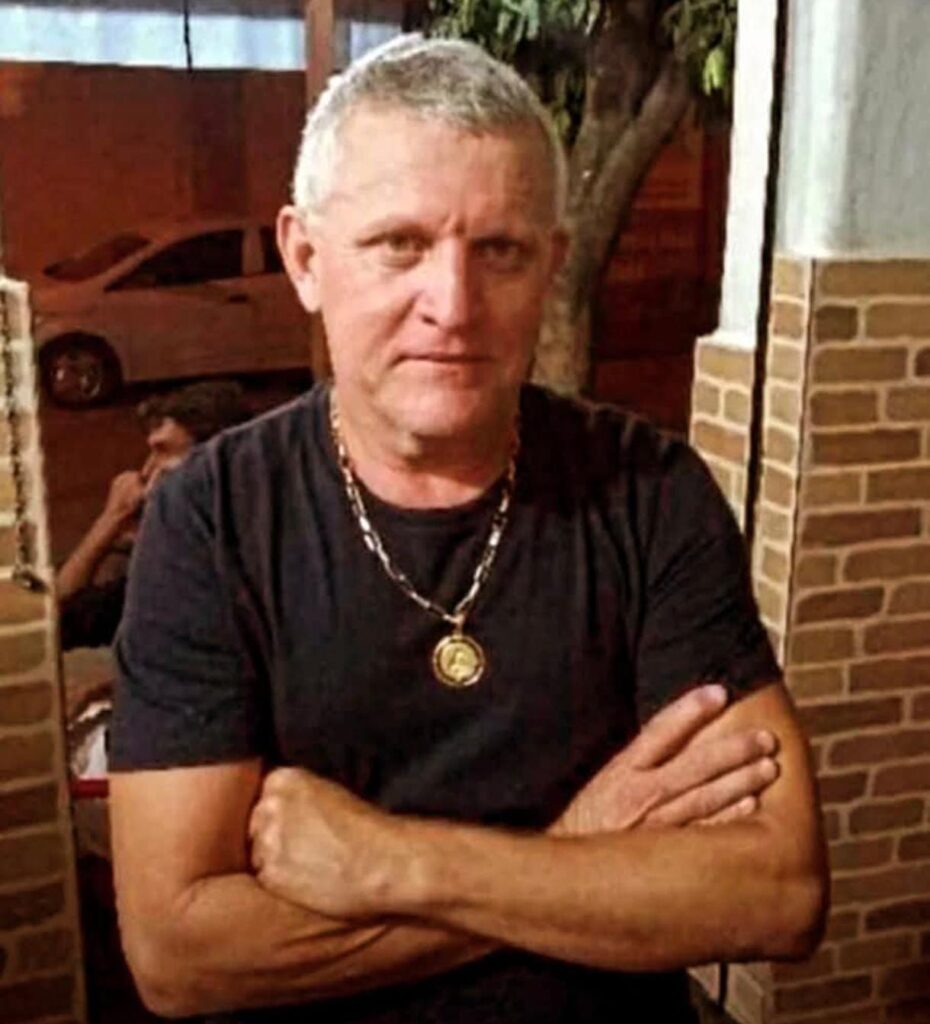 10-930x1024 Caixote: Um Ano de Saudades, Uma Eternidade de Memórias