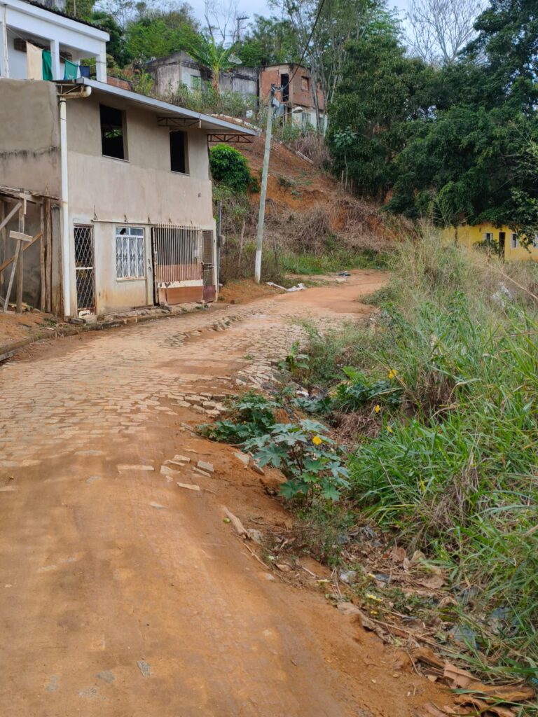4fd82417-19fb-45f4-a90c-e793c873dc4d-768x1024 Depois da Ponte da Insanidade, vem aí o Asfalto da Eleição