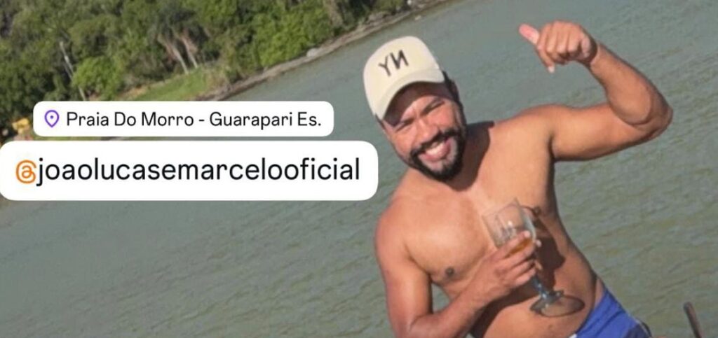 13-1-1024x483 💉 Enquanto a Saúde Oferece Banquetas de Plástico, o Prefeito Canta “Eu Quero Tchu, Eu Quero Tcha”