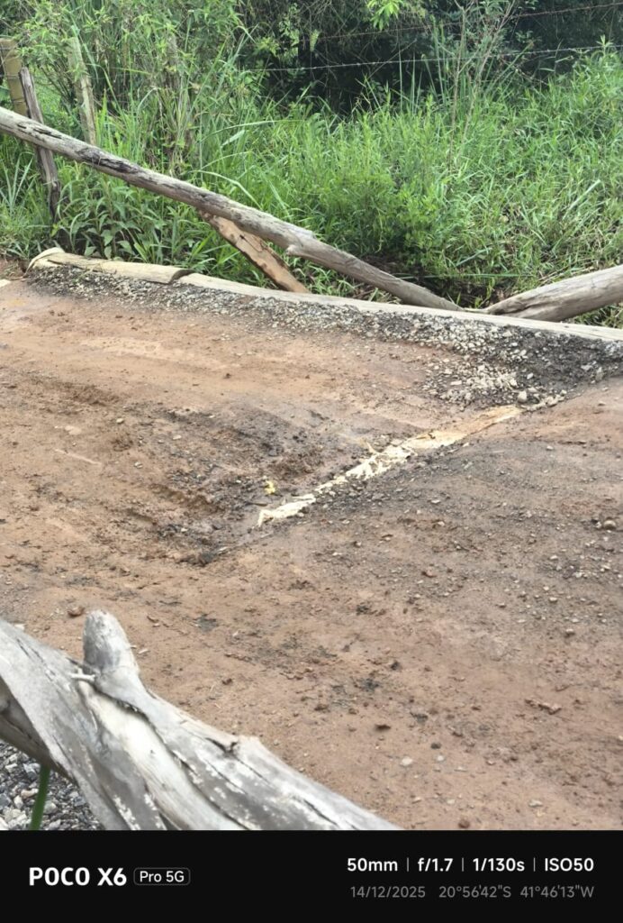 rooca-5-692x1024 R$ 4 Milhões na Agricultura e a Ponte Segue na Lona: O Improviso Vira Política Pública na Zona Rural